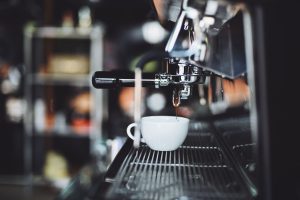 Graisse machine café : l'astuce pour une extraction fluide