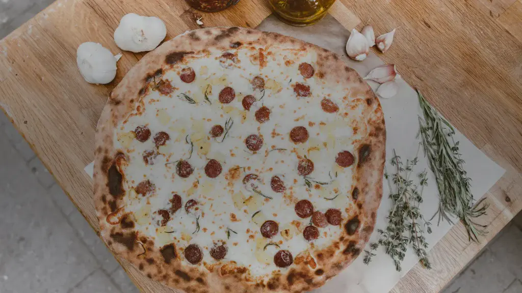 Pizza au chorizo : quantités, four et moment de pose
